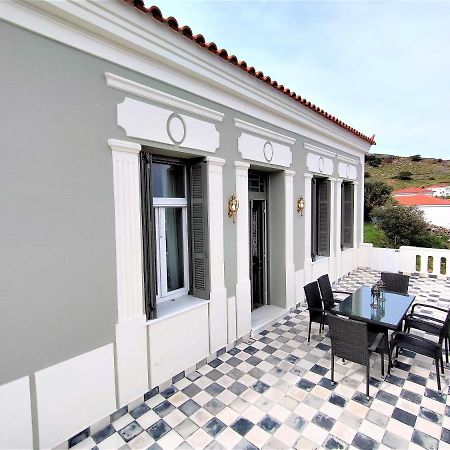 Spiti Sea View Neoclassical House In Steniaí المظهر الخارجي الصورة